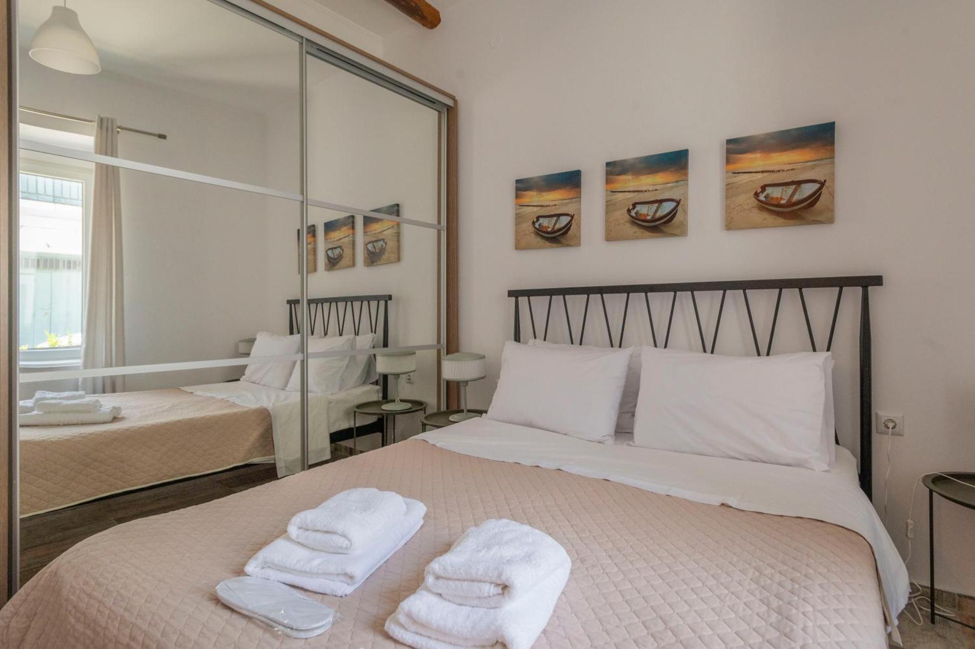 Villa Casa In Piazza à Pylos Extérieur photo