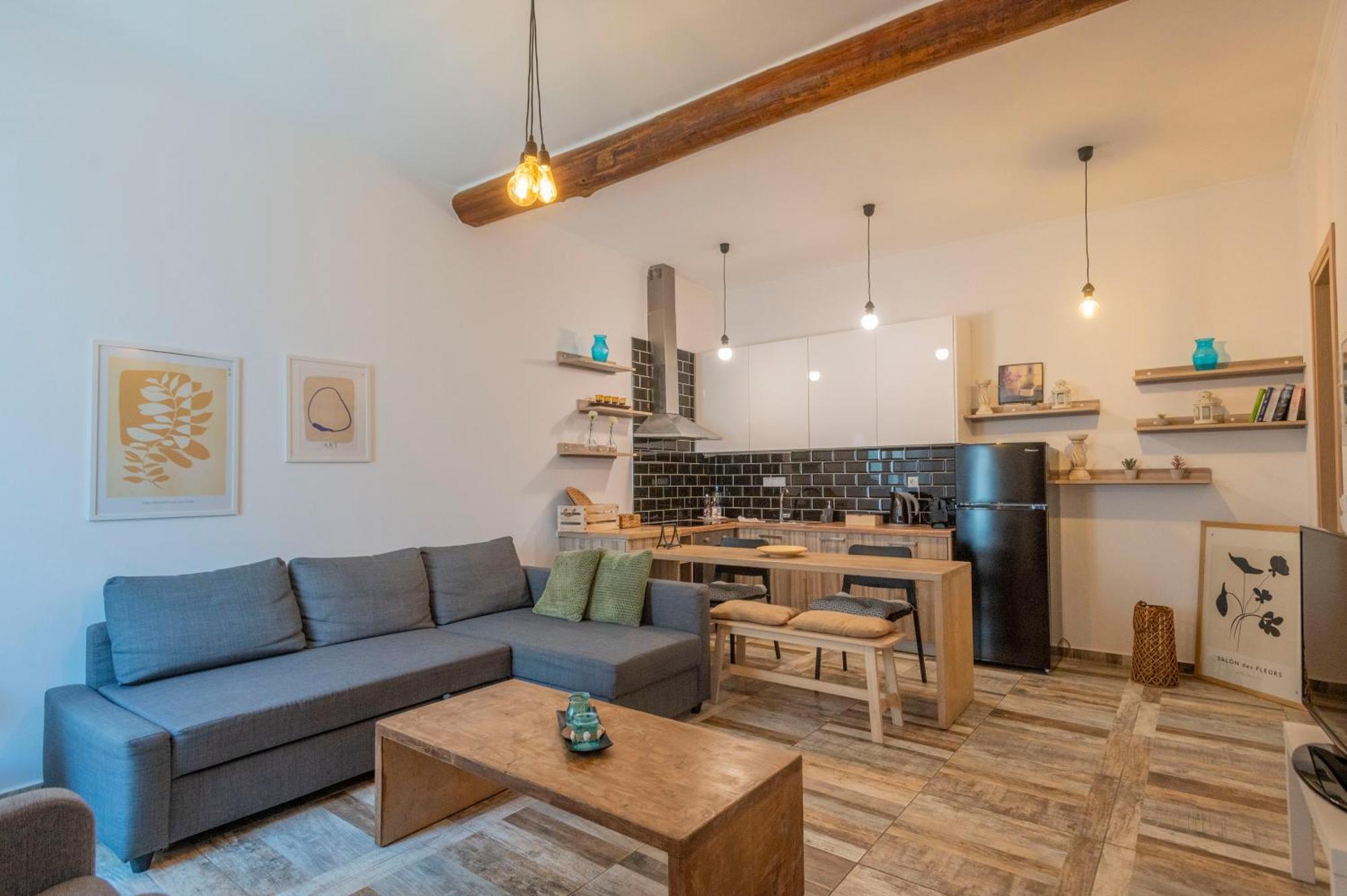 Villa Casa In Piazza à Pylos Extérieur photo