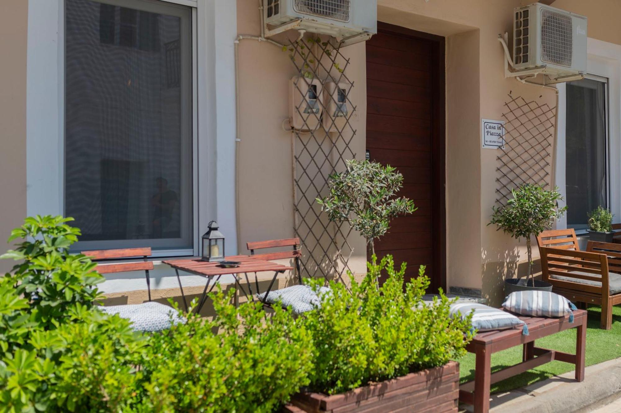 Villa Casa In Piazza à Pylos Extérieur photo